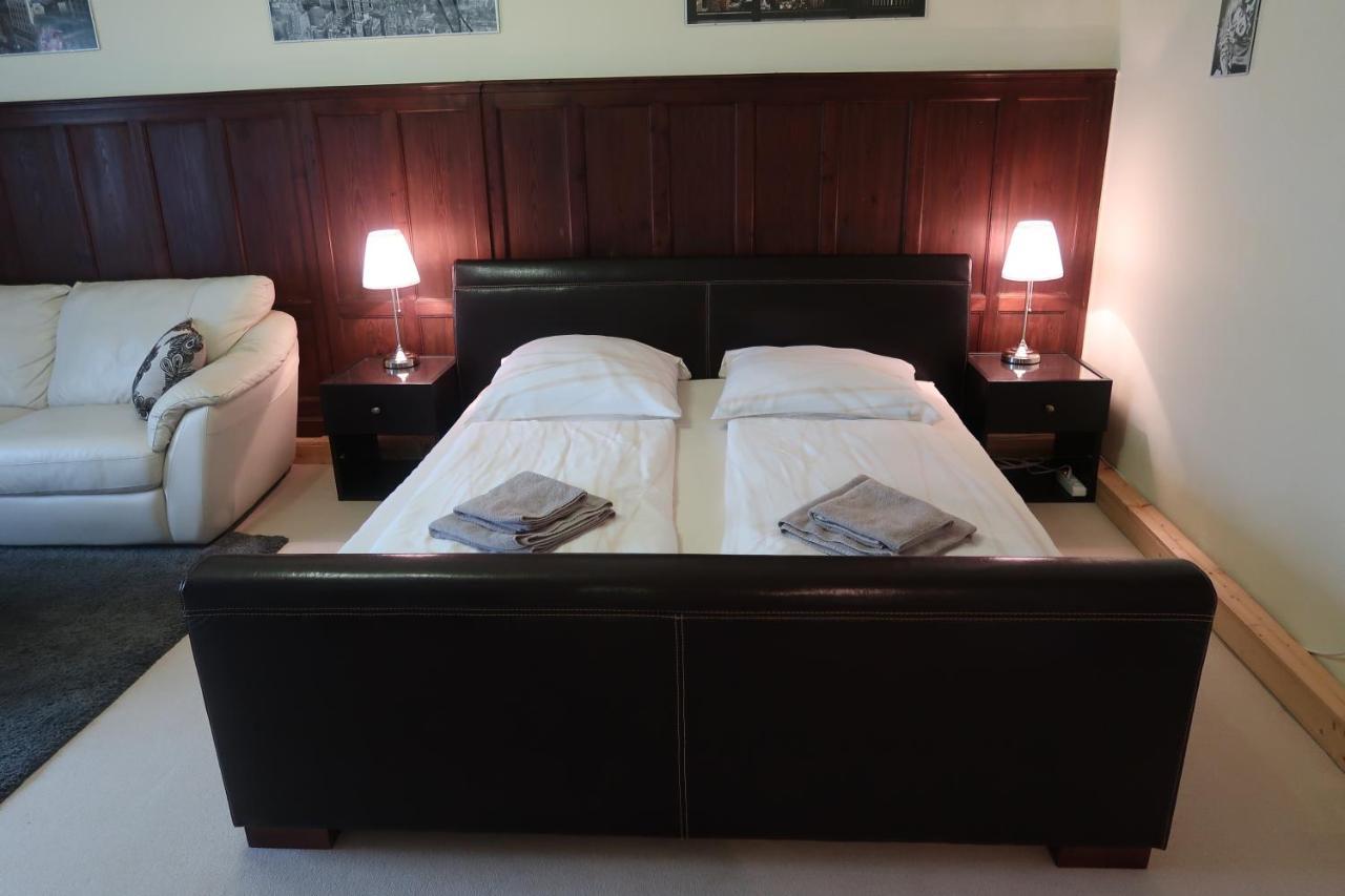 Donna Lea Apartment บาดอิสชิล ภายนอก รูปภาพ