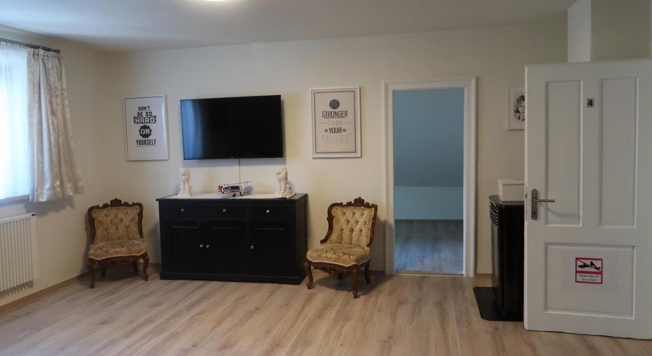 Donna Lea Apartment บาดอิสชิล ภายนอก รูปภาพ