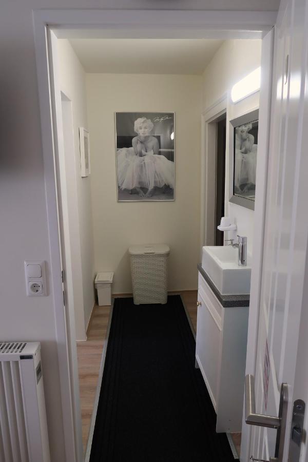 Donna Lea Apartment บาดอิสชิล ภายนอก รูปภาพ